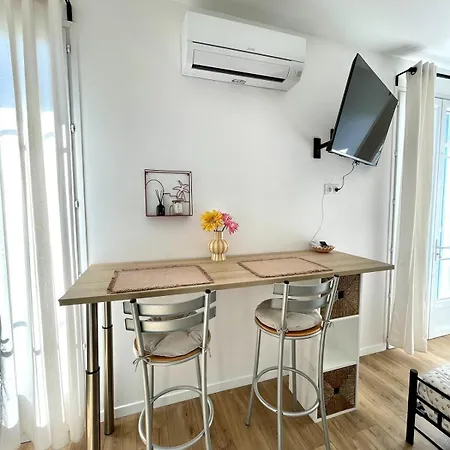 Proche Mer, Avec Terrasse Et Parking アパート *